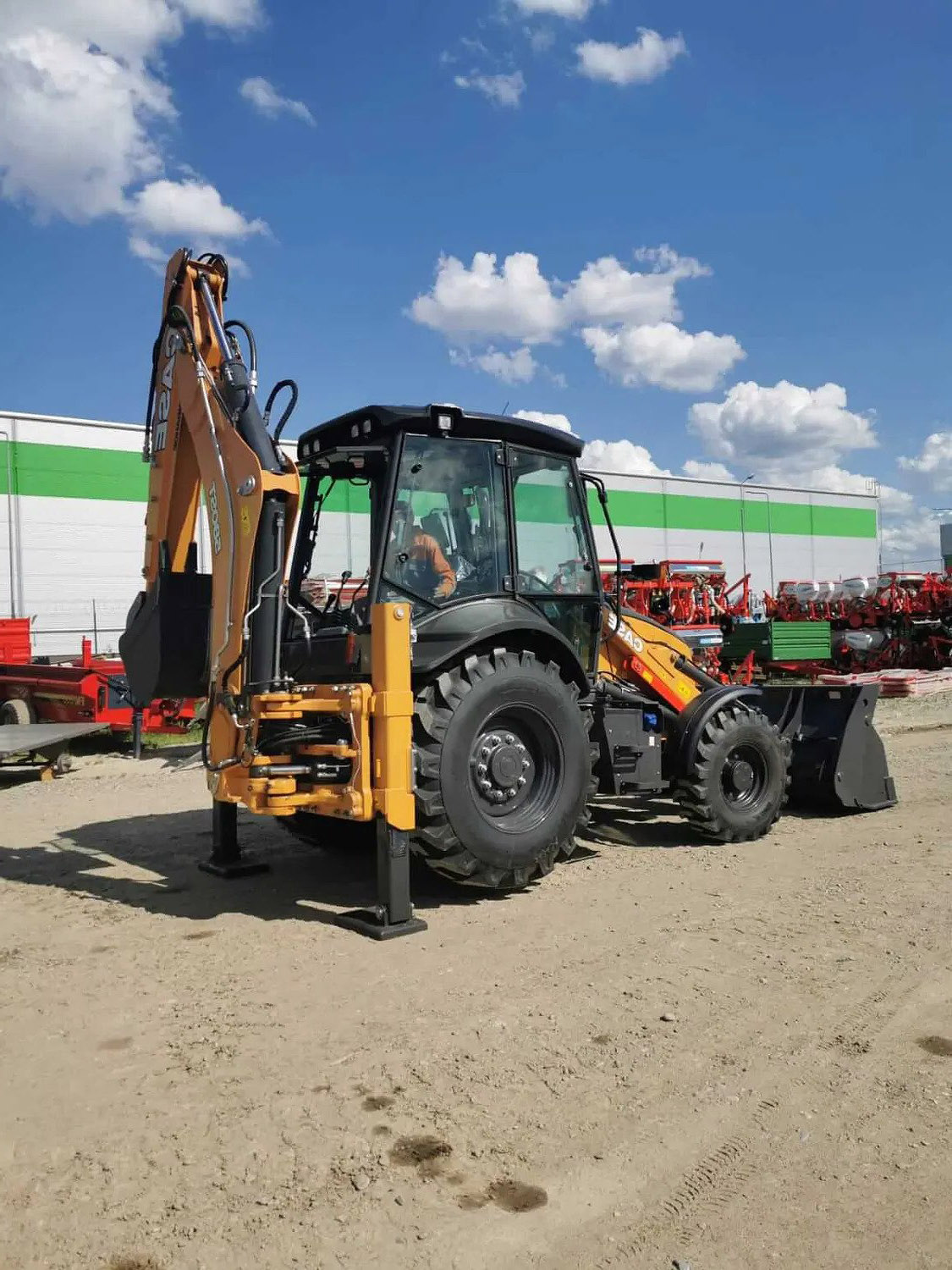 Sapaturi fundatii Suceava - excavator de inchiriat