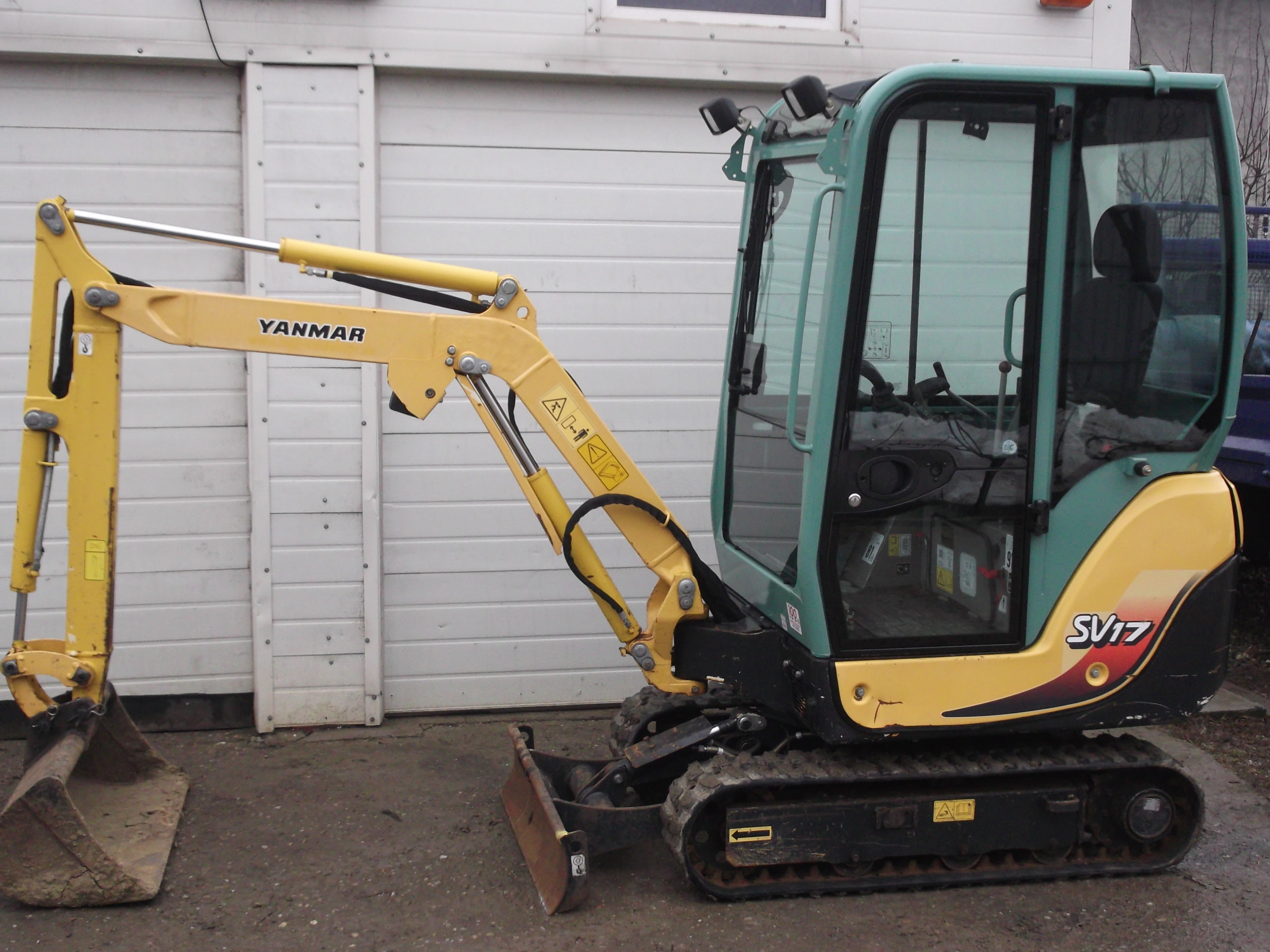 Lucrari cu excavator in siguranta Suceava